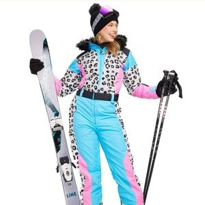 Tipsy Elves Black Performance Snow Wear Women's M w matching goggles
